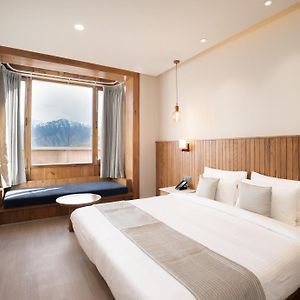 Double Room Mountain View